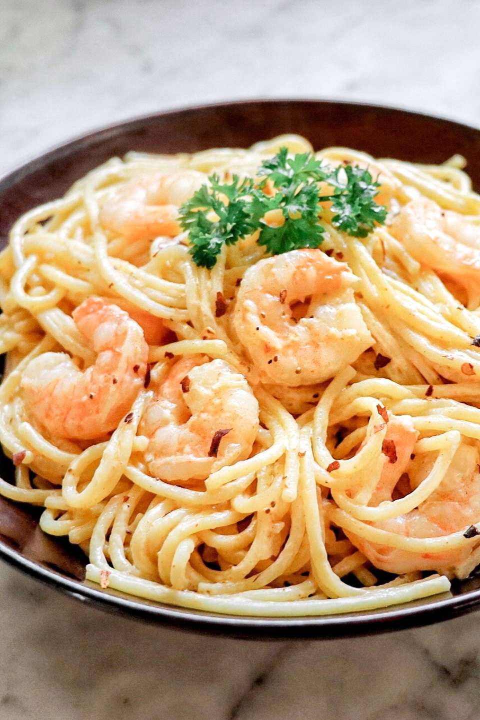 Creamy garlic shrimp pasta